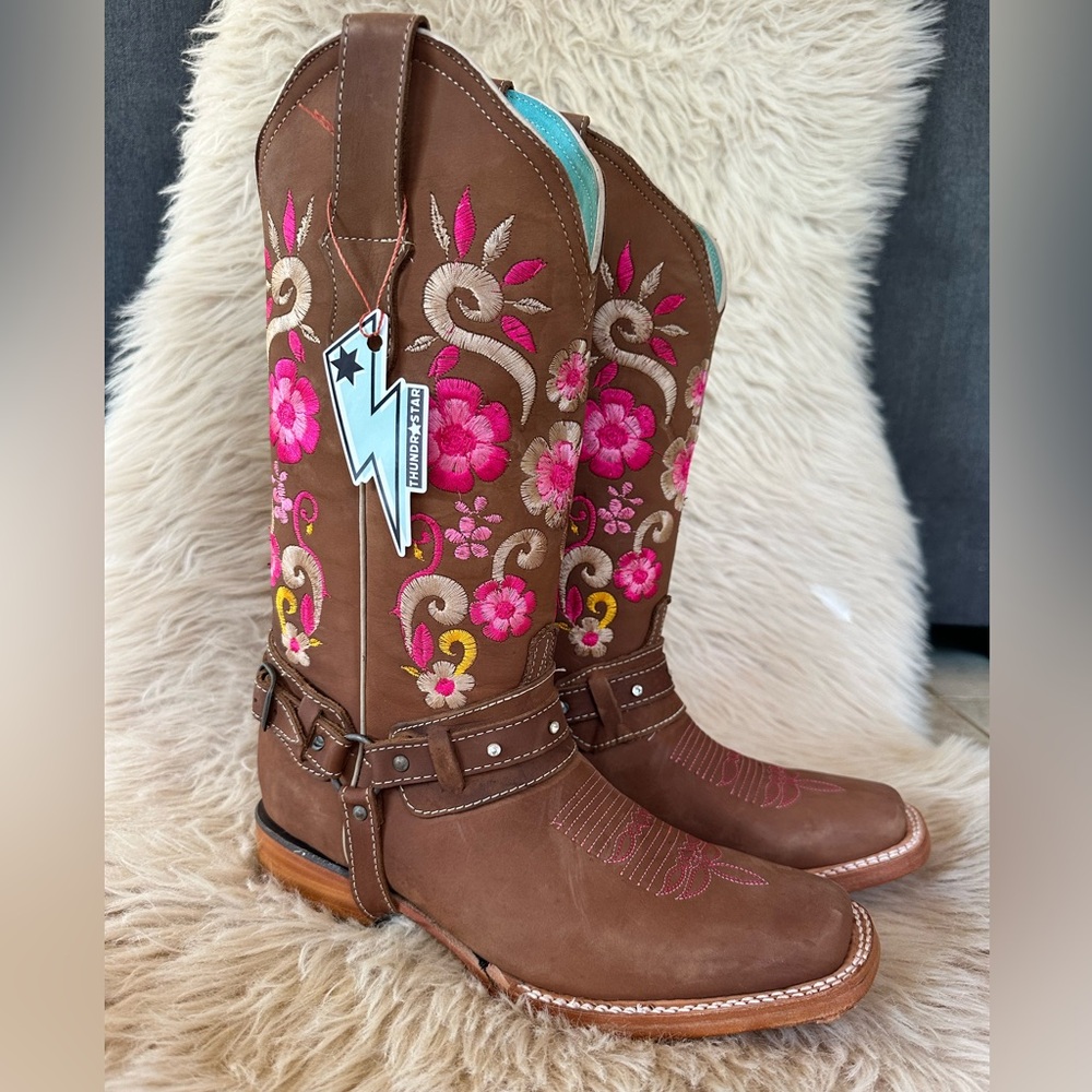 Brown Embroidered Cowboy 100% Leather Boots